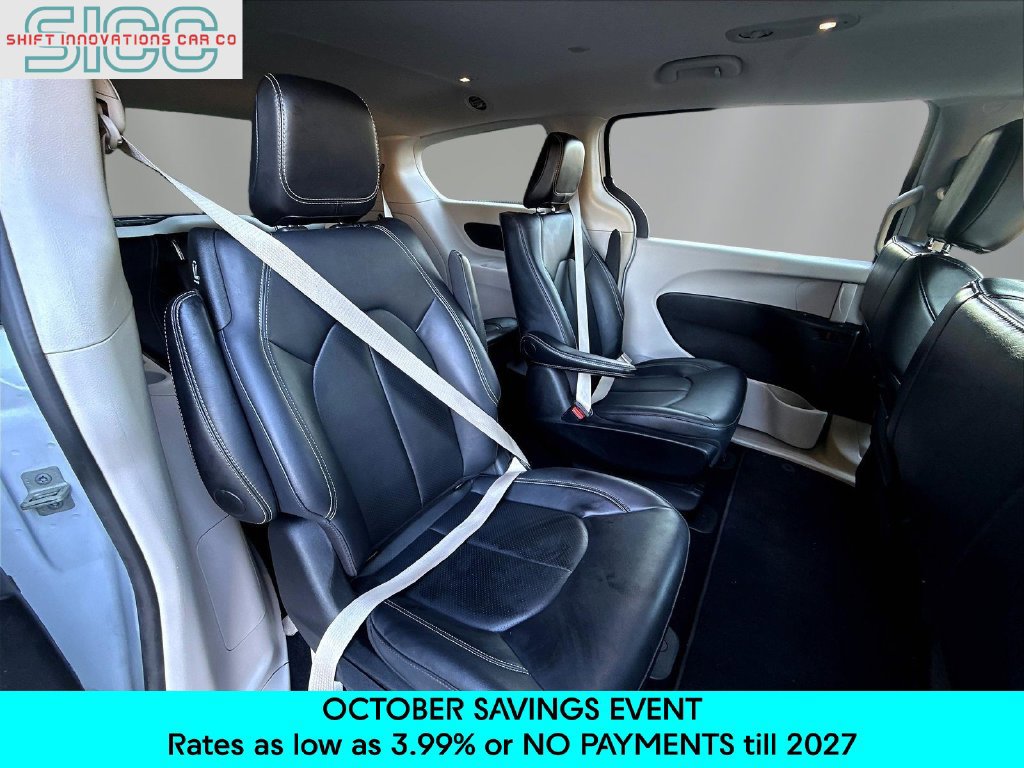 Used 2024 Chrysler Pacifica Limited FWD image 27