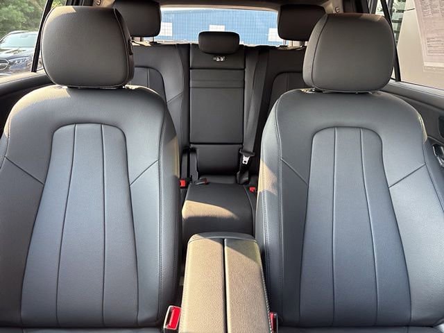 Used 2025 Mercedes-Benz GLB 250 GLB 250 image 35