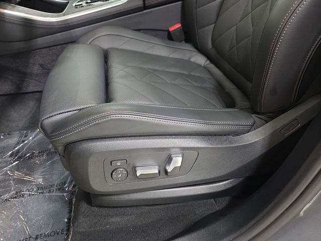 Certified 2026 BMW X5 xDrive40i w/ Parking Assistance Package AWD/4WD image 26
