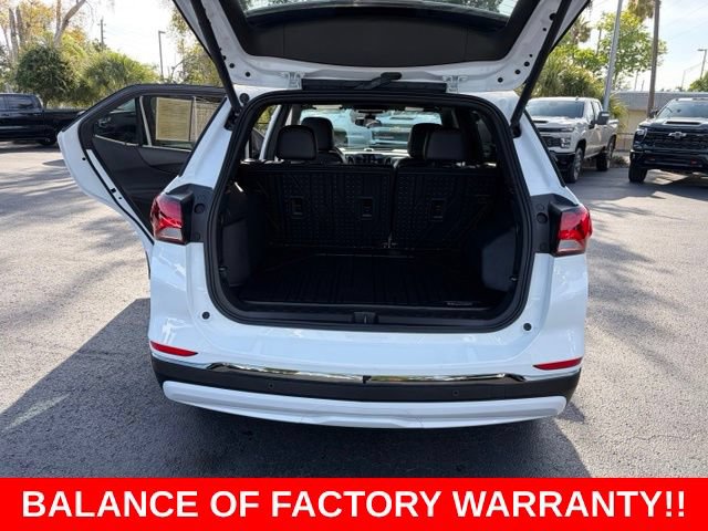 Used 2023 Chevrolet Equinox RS FWD image 16