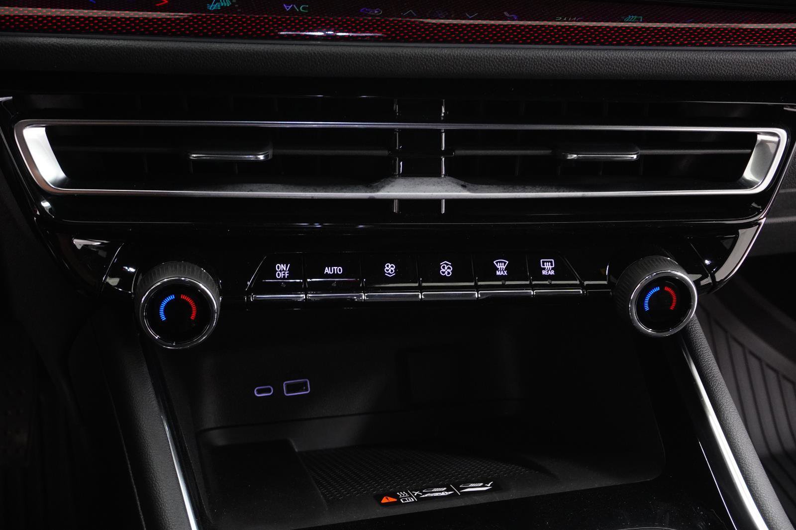 New 2026 Chevrolet Traverse Z71 w/ Enhanced Driving Package image 29