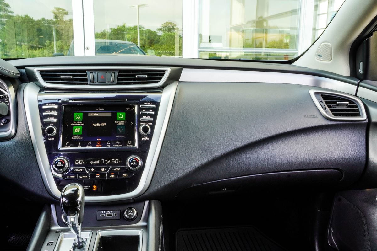 Used 2022 Nissan Murano SL w/ SL Moonroof Package FWD image 17