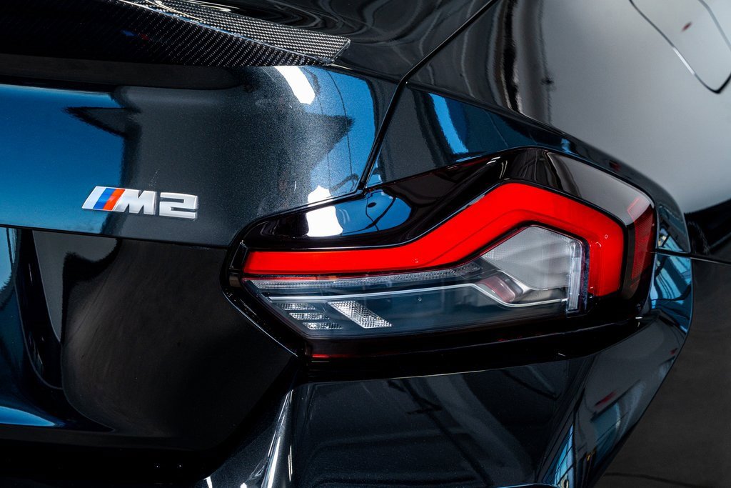 Used 2023 BMW M2 w/ Lighting Package image 31