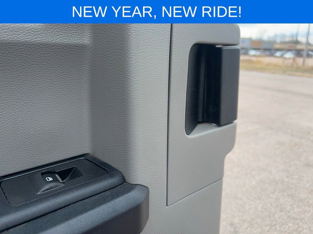 Used 2021 Ford F350 XL w/ Power Equipment Group image 21