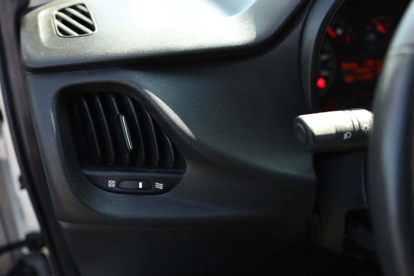 Used 2022 RAM ProMaster City Tradesman FWD image 13