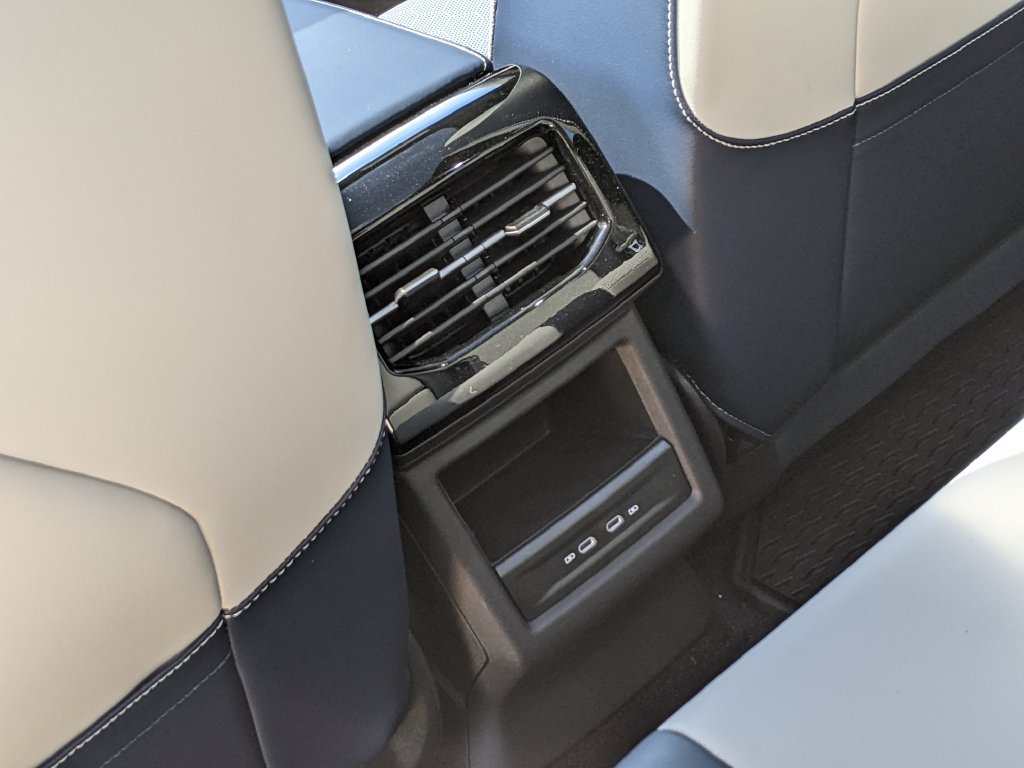 New 2026 Volkswagen ID.4 Pro S AWD/4WD image 24