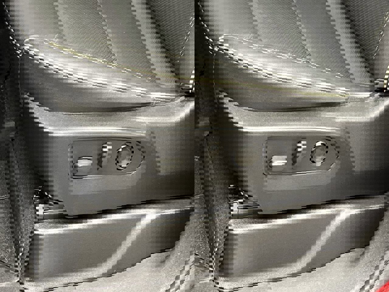 Certified 2024 Chevrolet Suburban Premier w/ Premium Package image 12