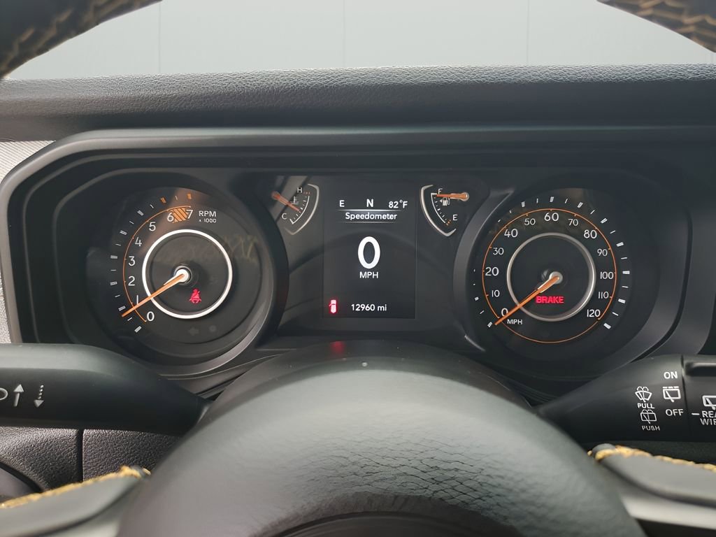 Used 2024 Jeep Wrangler Sport S image 36