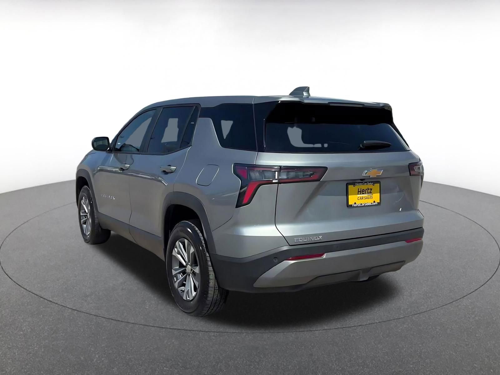 Used 2025 Chevrolet Equinox LT image 11