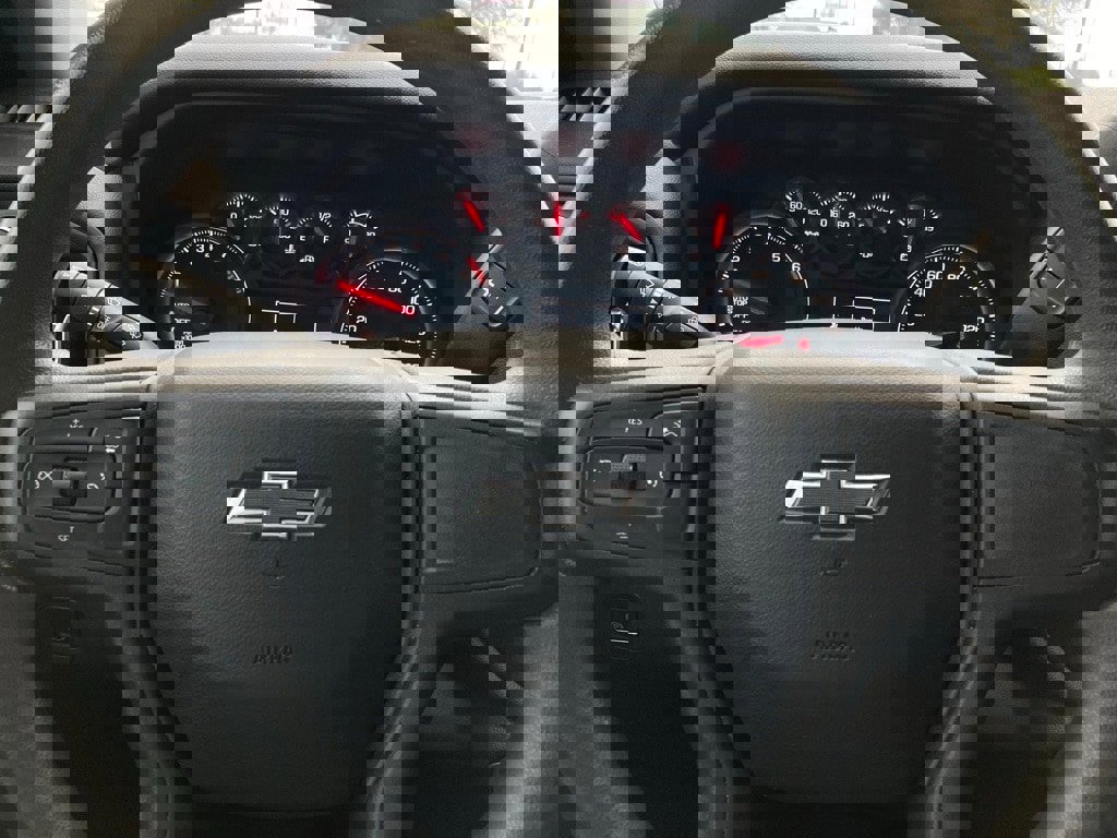 Used 2023 Chevrolet Silverado 1500 Custom Trail Boss w/ LPO, Dark Essentials Package image 15