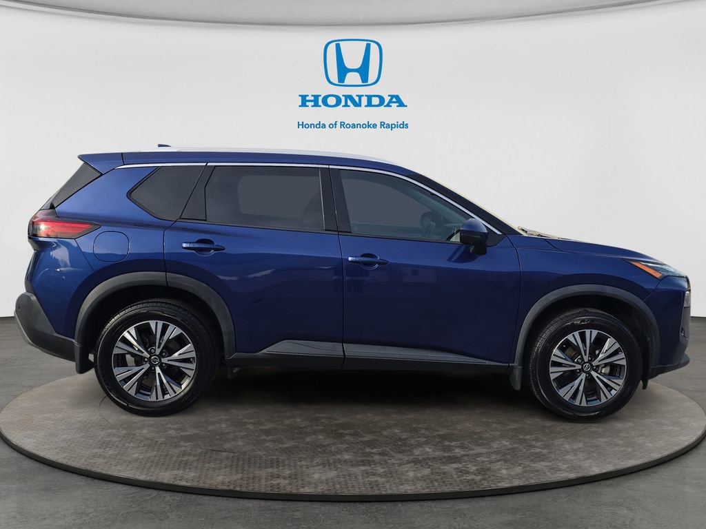 Used 2021 Nissan Rogue SV w/ Premium Package image 6