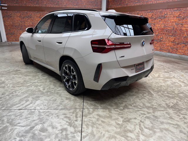 Used 2026 BMW X3 xDrive30 image 3