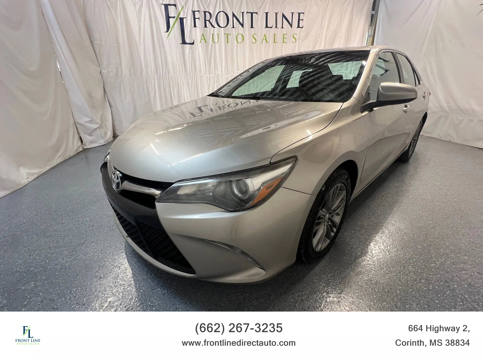 Used 2016 Toyota Camry SE image 3