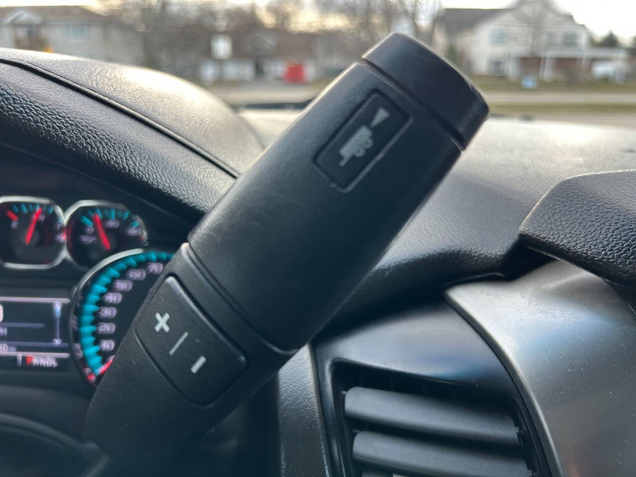 Used 2019 Chevrolet Tahoe 4WD image 30