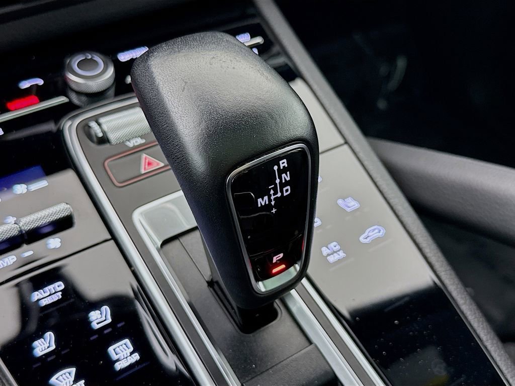 Certified 2022 Porsche Cayenne S image 22