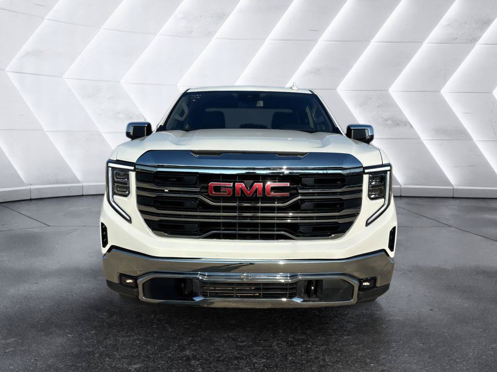 Used 2026 GMC Sierra 1500 SLT AWD/4WD image 2