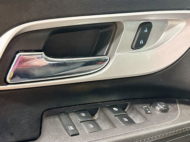 Used 2017 Chevrolet Equinox LT w/ Convenience Package AWD/4WD image 18