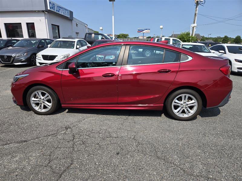 Used 2018 Chevrolet Cruze LT w/ Convenience Package image 10