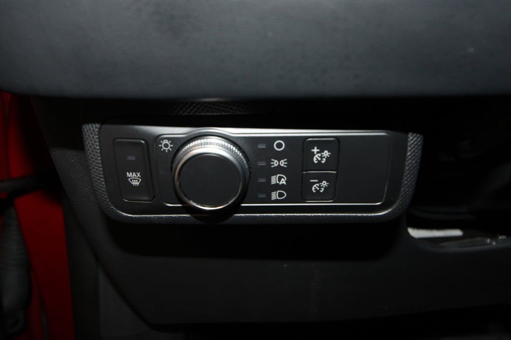 Used 2021 Ford Mustang Mach-E Premium image 11