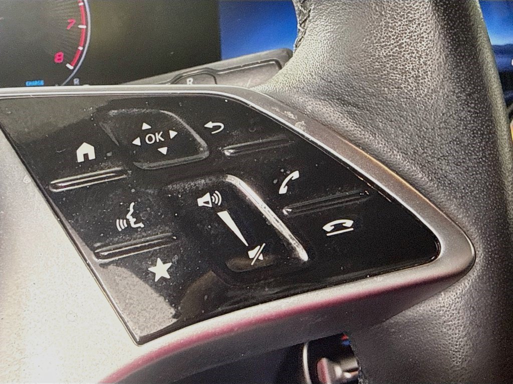 Used 2024 Mercedes-Benz GLB 250 image 14
