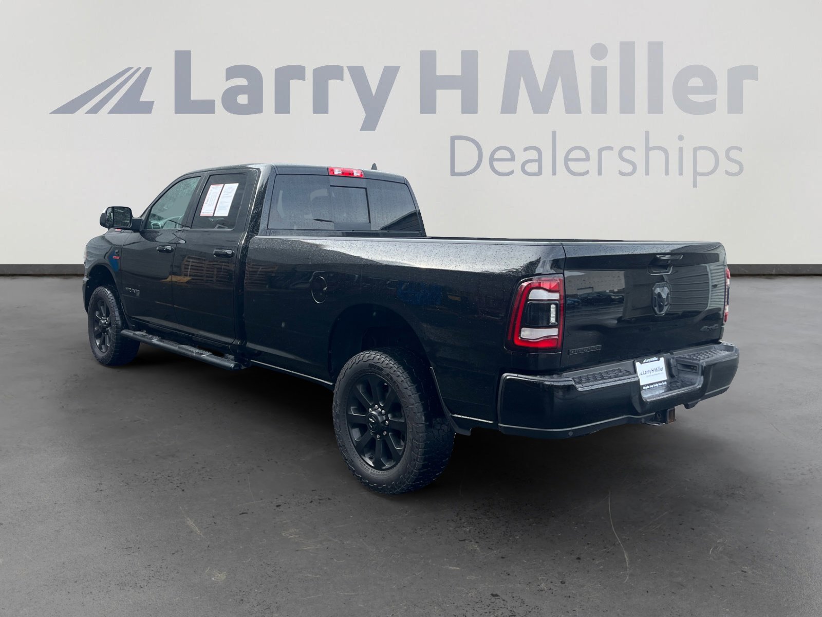 Used 2020 RAM 3500 Big Horn w/ Level 2 Equipment Group image 3