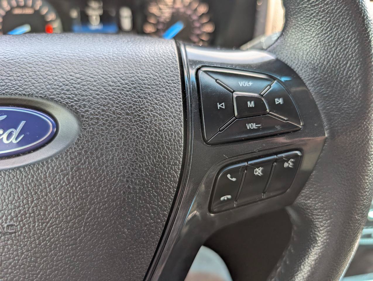 Used 2018 Ford Explorer XLT FWD image 22