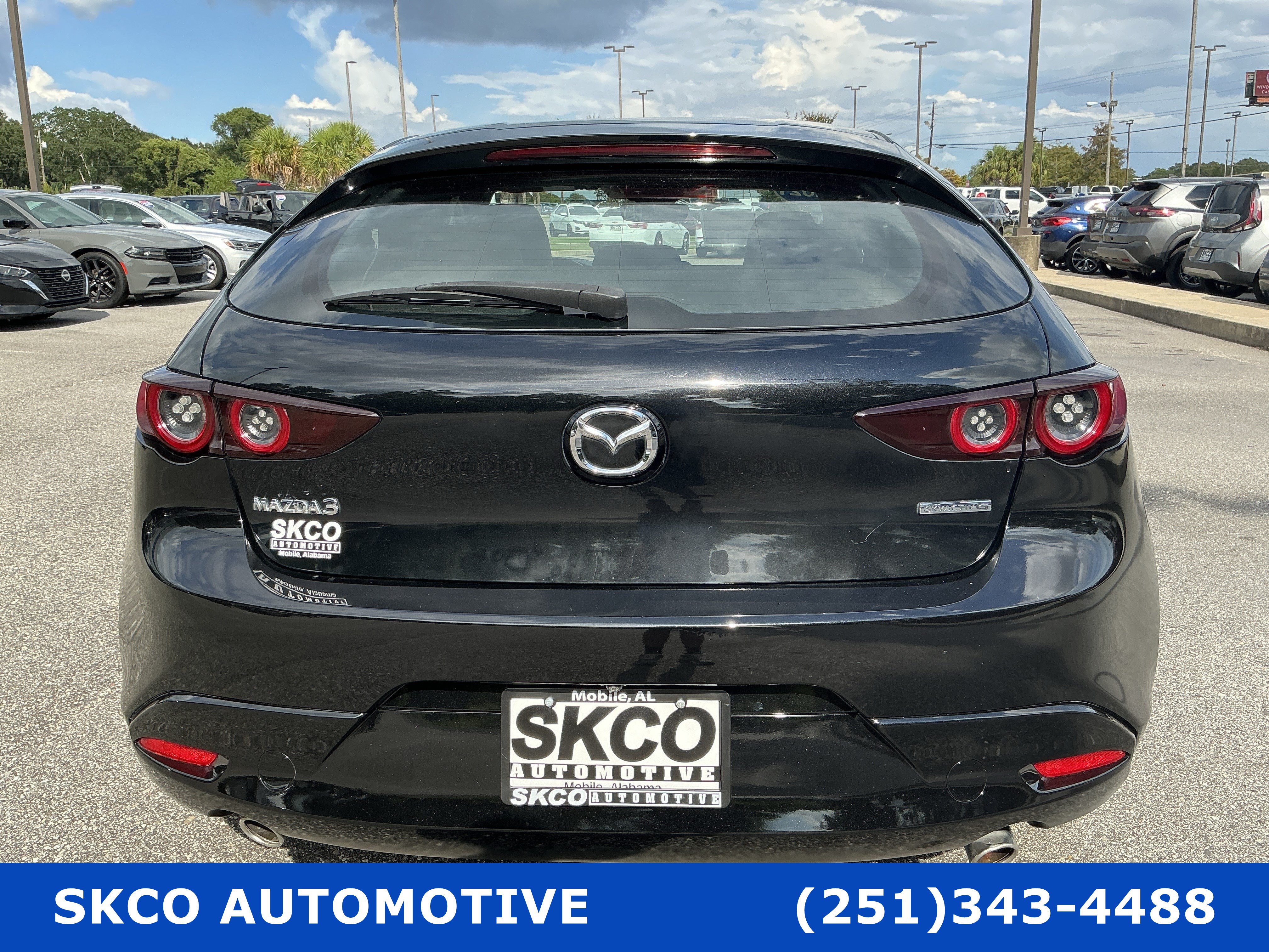 Used 2021 MAZDA MAZDA3 s FWD image 4