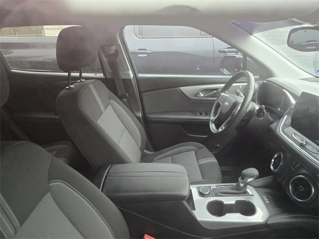 Used 2024 Chevrolet Blazer LT w/ Convenience Package image 2