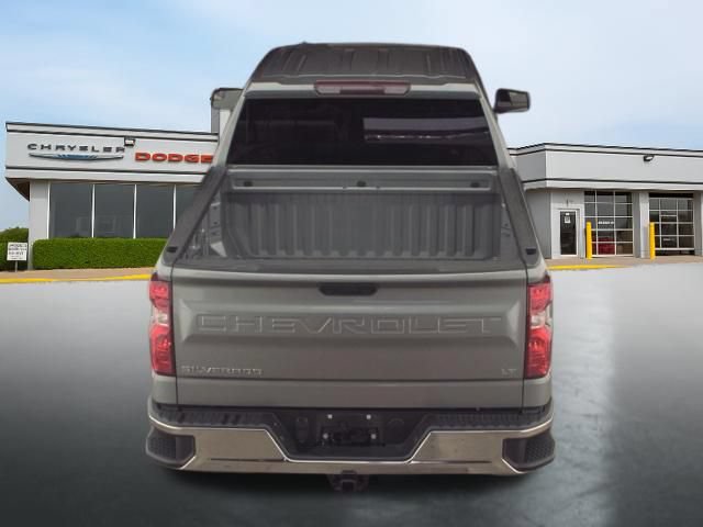 Used 2024 Chevrolet Silverado 1500 LT AWD/4WD image 5