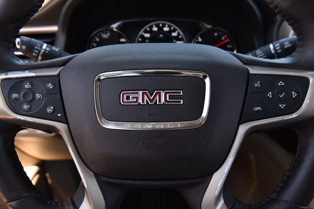Used 2018 GMC Acadia Denali w/ Technology Package AWD/4WD image 24