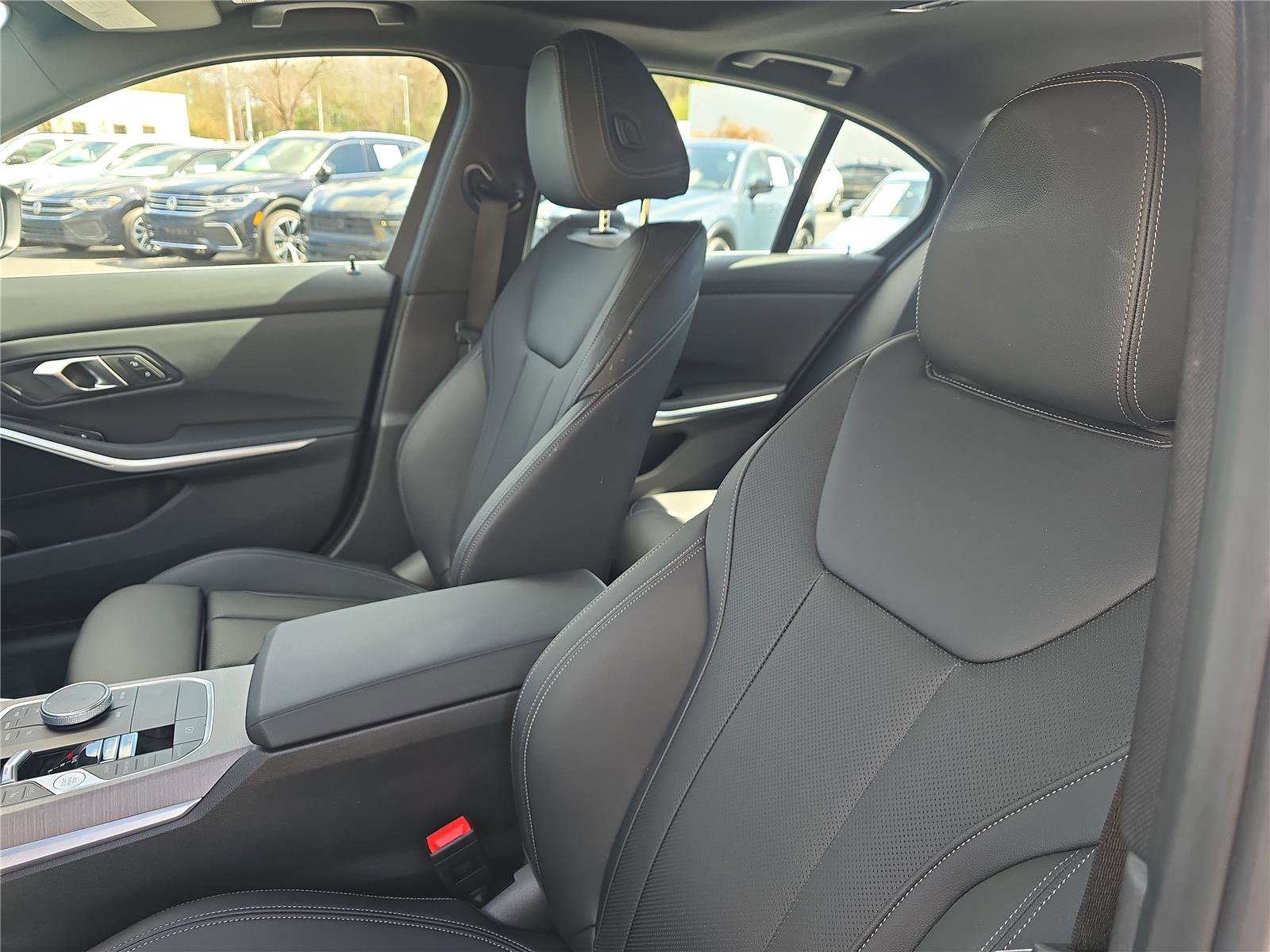 Used 2025 BMW 330i 330i image 12