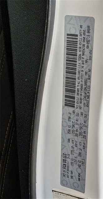 Used 2017 Jeep Wrangler Unlimited Rubicon w/ Connectivity Group image 29