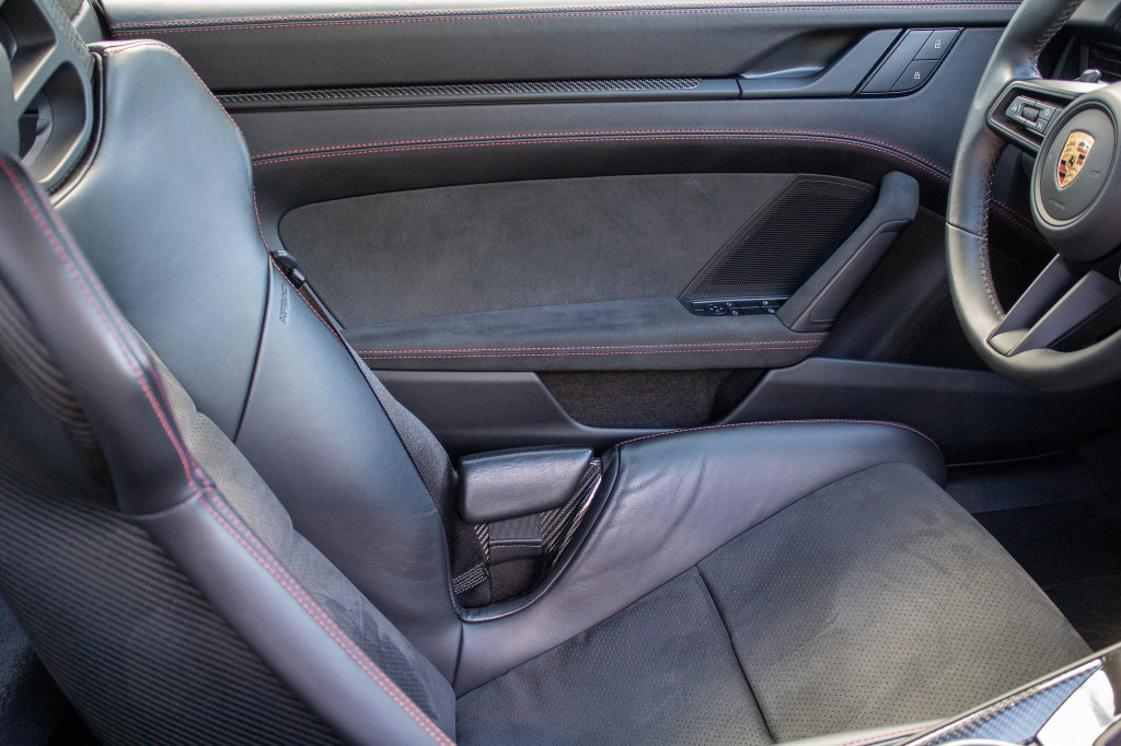 Used 2023 Porsche 911 GT3 RWD image 18