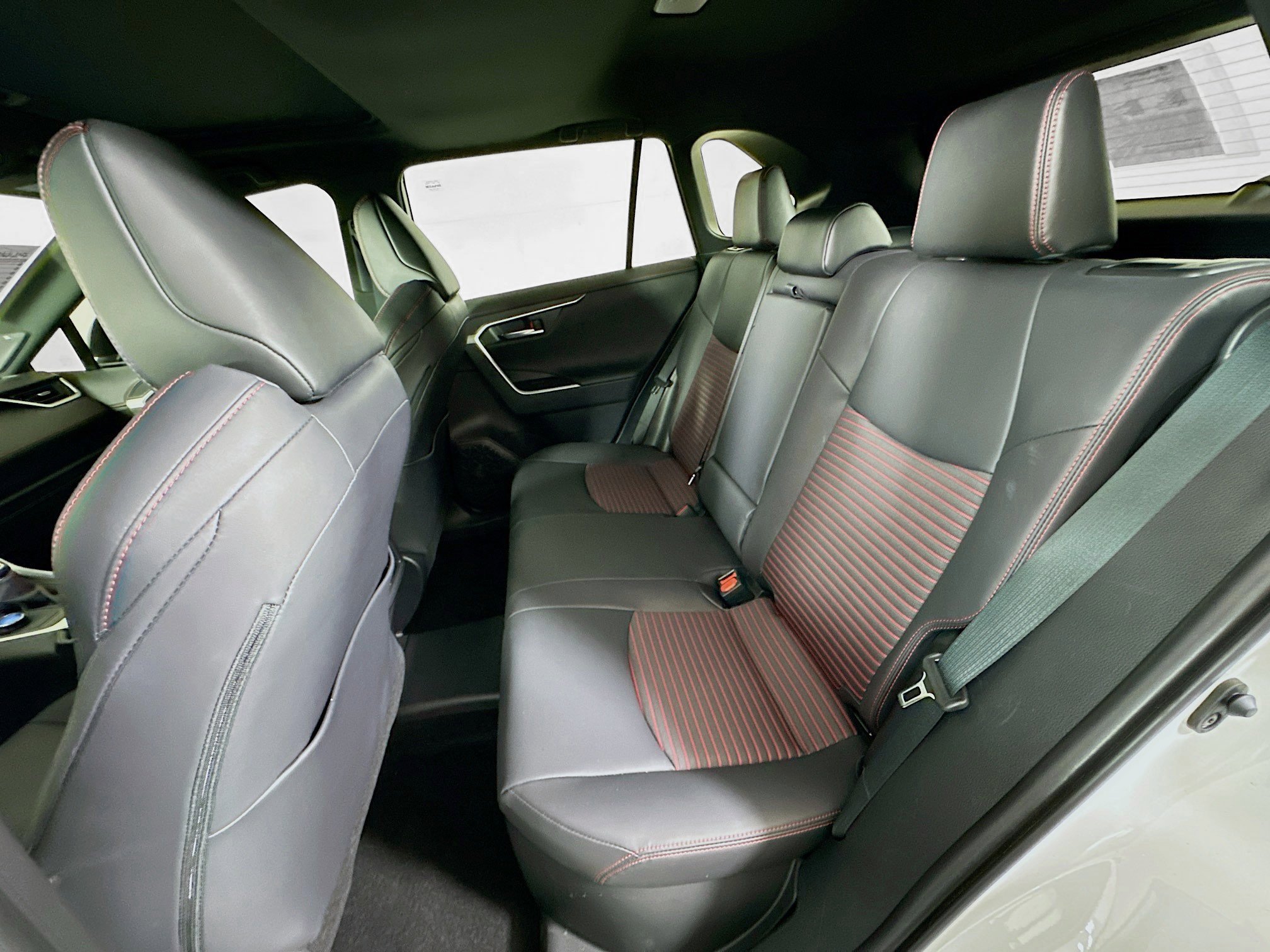 Certified 2025 Toyota RAV4 XSE image 26