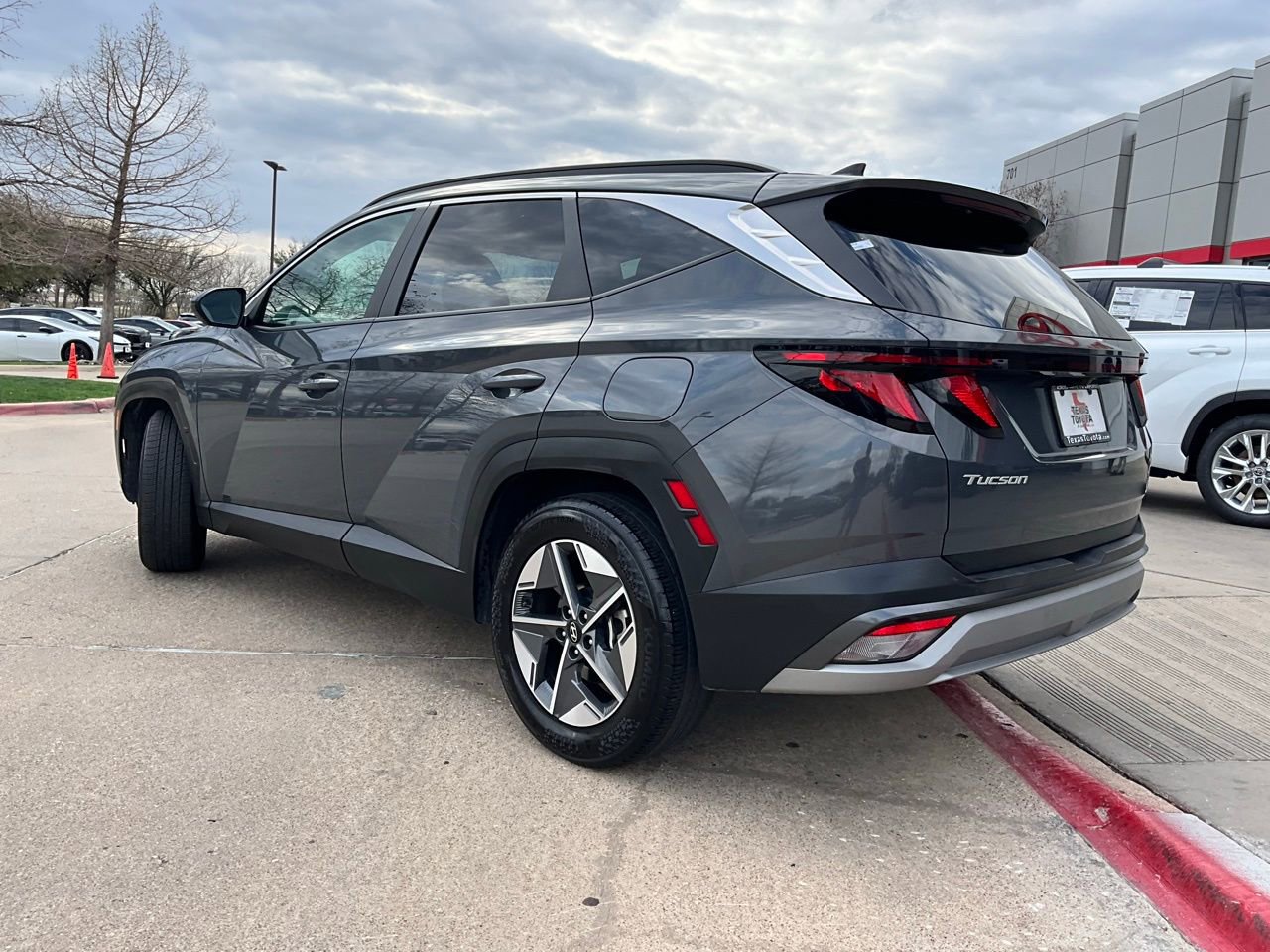 Used 2025 Hyundai Tucson SEL image 8