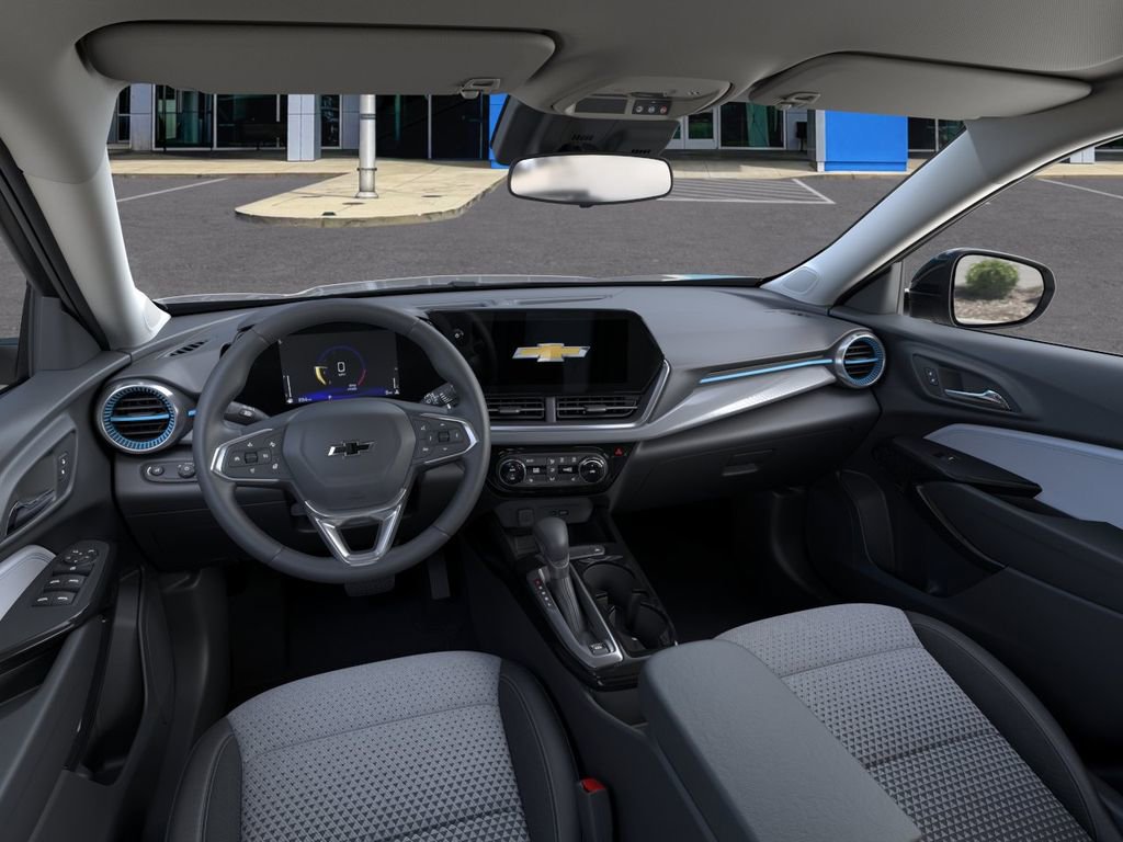 New 2026 Chevrolet Trax LT w/ Midnight Edition FWD image 15