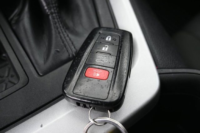 Certified 2024 Toyota RAV4 XLE w/ Convenience Package AWD/4WD image 31