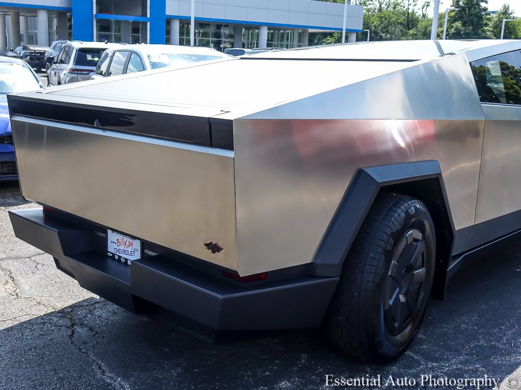 Used 2025 Tesla Cybertruck Cyberbeast AWD/4WD image 9