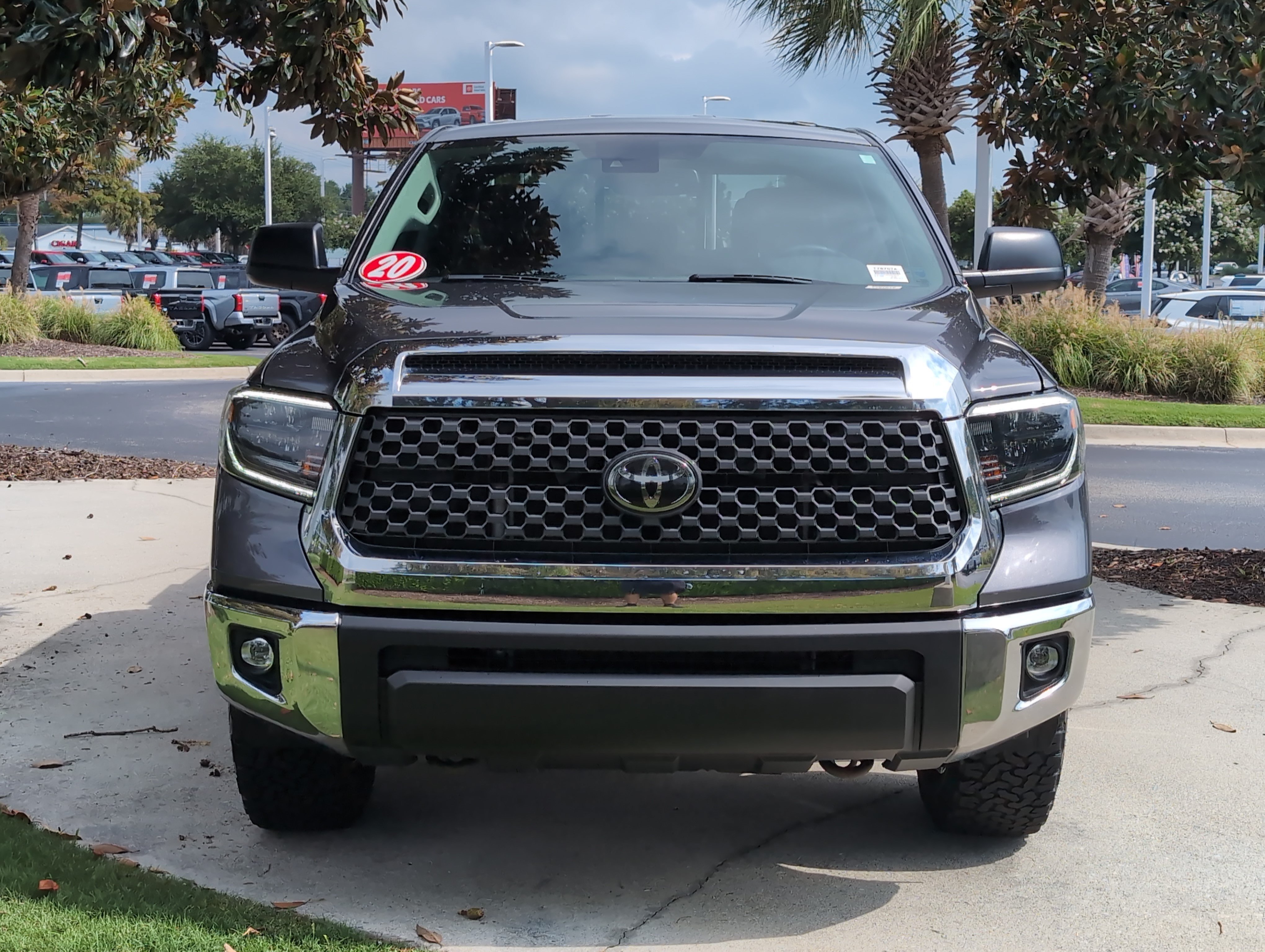 Certified 2020 Toyota Tundra SR5 w/ TRD Off-Road Package AWD/4WD image 3