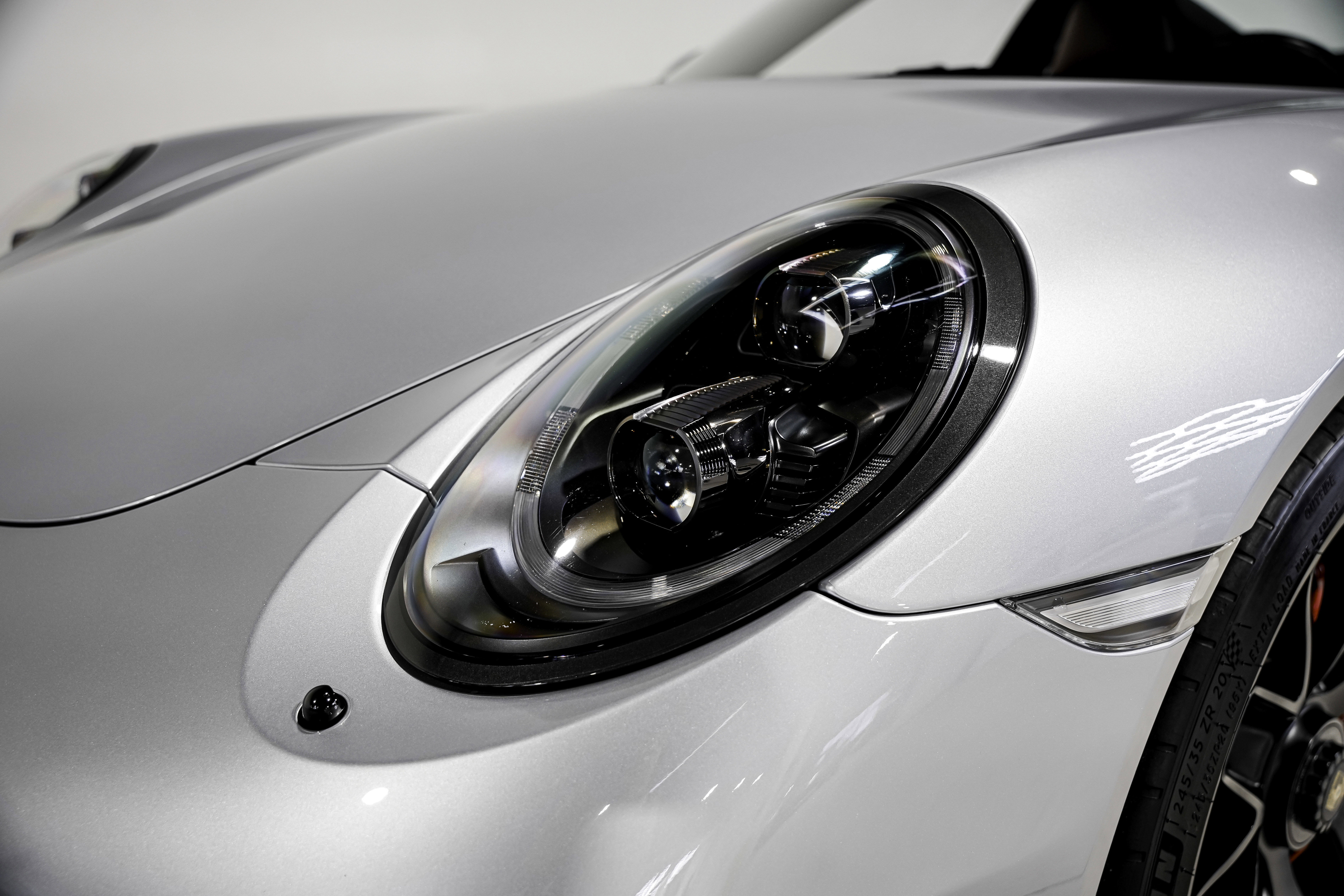 Used 2016 Porsche 911 Carrera GTS image 34