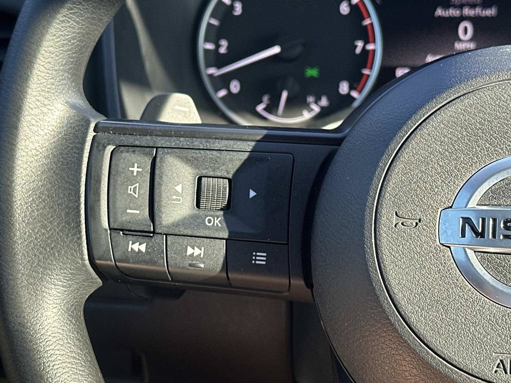 Used 2021 Nissan Rogue S FWD image 26