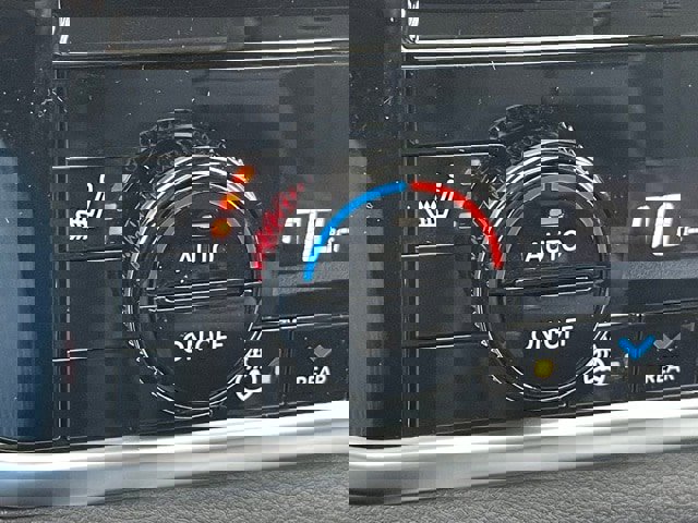 New 2025 Nissan Rogue SL w/ Tech Package image 33