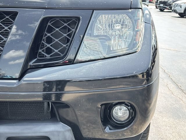 Used 2018 Nissan Frontier SV w/ Value Truck Package RWD image 12