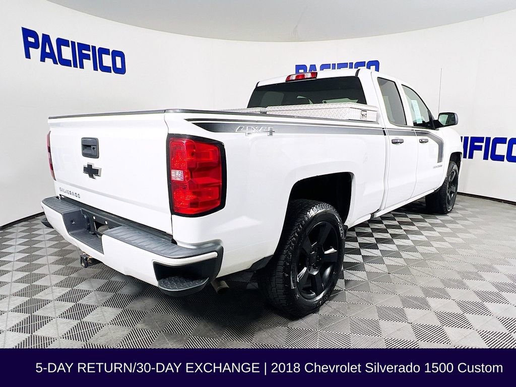 Used 2018 Chevrolet Silverado 1500 Custom image 7