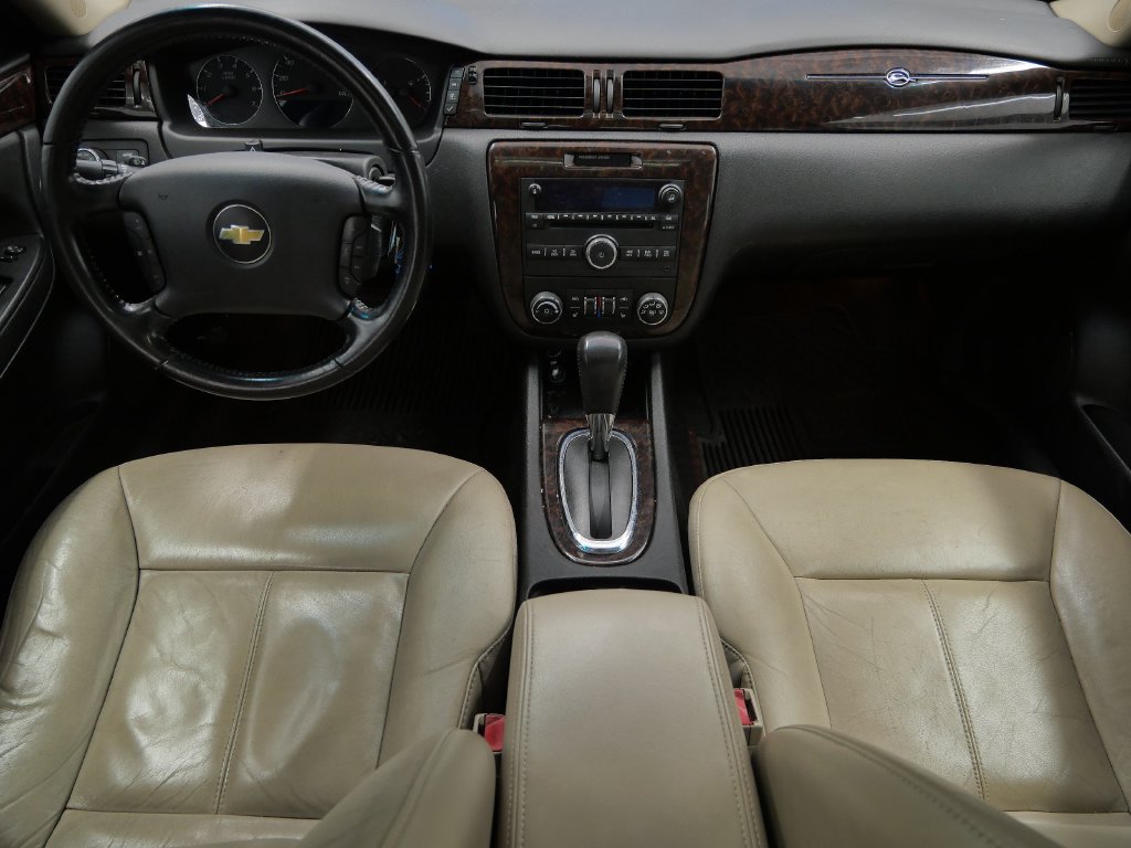 Used 2014 Chevrolet Impala LT w/ LT Sunroof Package FWD image 18