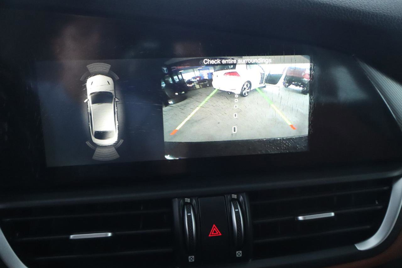 Used 2019 Alfa Romeo Giulia Ti Sport w/ Quick Order Package 22U Sport image 24