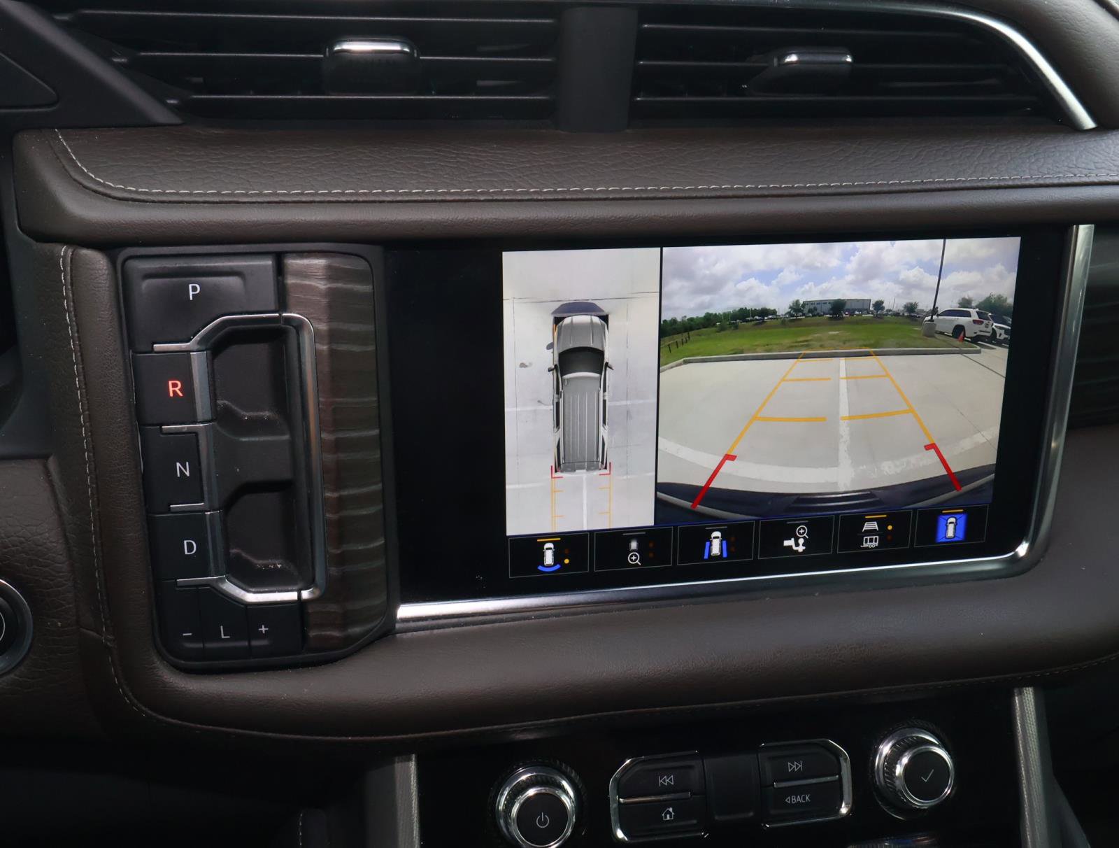 Used 2022 GMC Yukon Denali w/ Denali Ultimate Package image 36