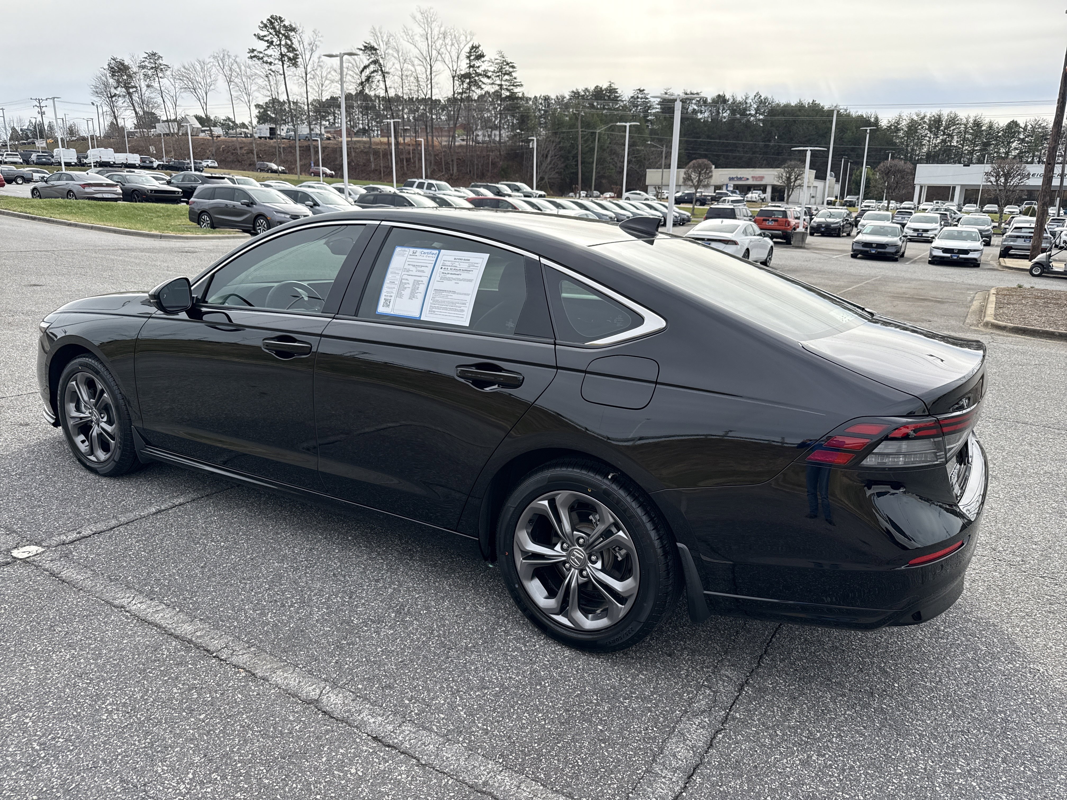 Used 2024 Honda Accord EX-L image 8