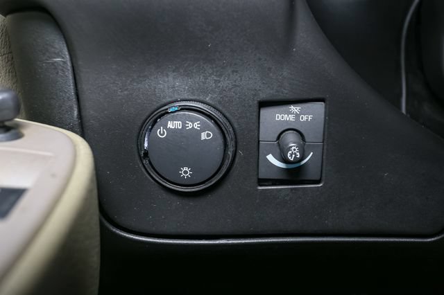 Used 2020 Chevrolet Express 2500 w/ Driver Convenience Package RWD image 27
