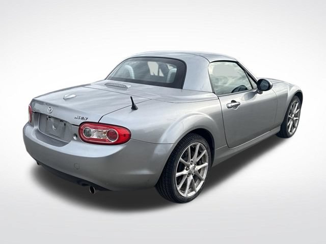 Used 2011 MAZDA MX-5 Miata Grand Touring w/ Premium Pkg RWD image 8